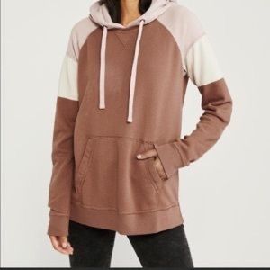 Abercrombie & Fitch Colorblock Hoodie Sweatshirt in Blush